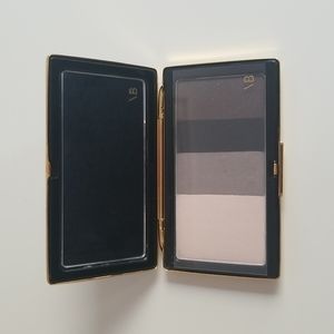 Victoria Beckham Smokey Eye Brick